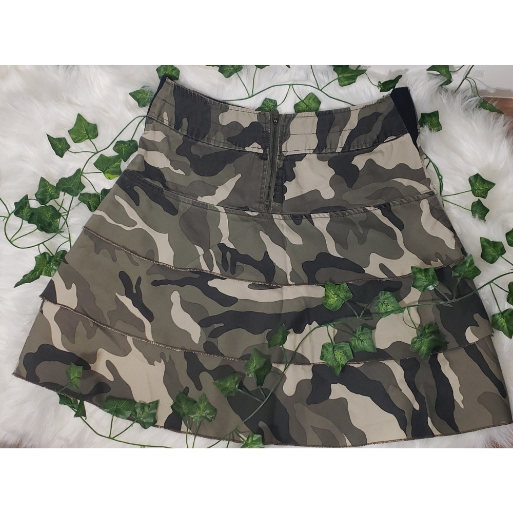 camouflage skirt I-N-C